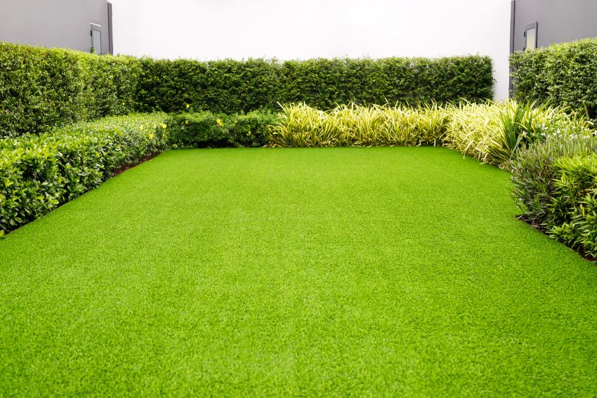 Consejos para el mantenimiento del césped artificial en verano 8 Consejos-para-el-mantenimiento-del-césped-artificial-en-verano-1