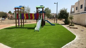 Césped para parques infantiles 40 Modelo-TERRACE-Parque-Infantil-Cullar-Vega-5